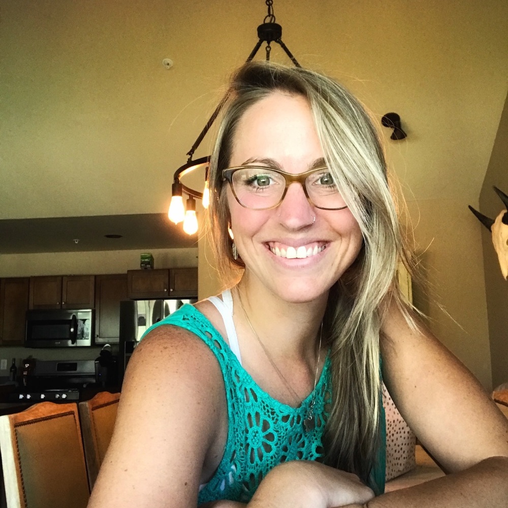 Meet your Posher, Carrie